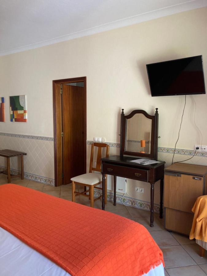 Residencia Julio Hotel Sagres Exterior photo
